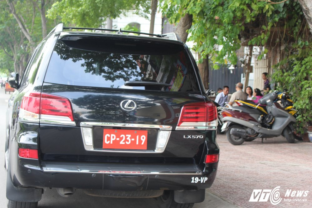 Hinh anh Trang tron tai chiem via he tren nhung con duong dep nhat Sai Gon 22