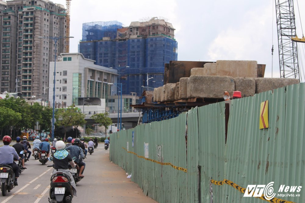 Hinh anh Nhung diem den tai nan tren con duong dep nhat Sai Gon 24