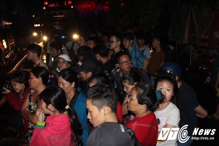 cháy nổ lớn ở cảng sài gòn