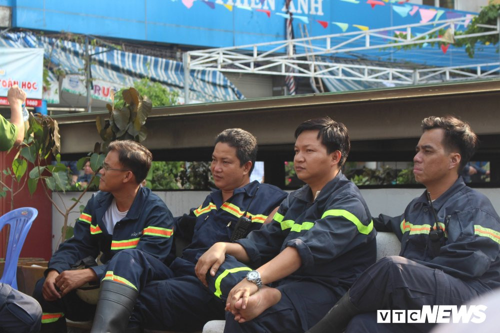 28946770_912787355565104_471543673_o 8