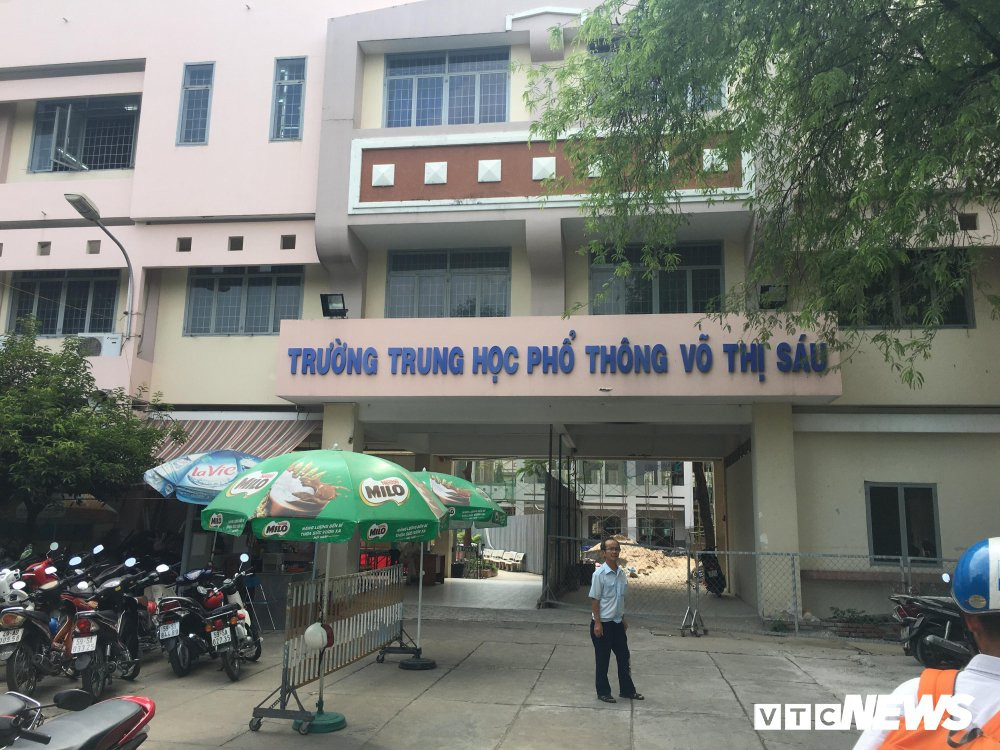 30825667_1642056175915582_2040516025_o