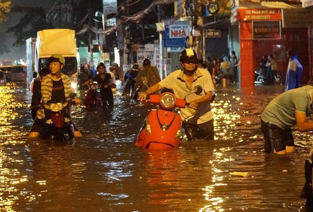 33751440_1676190349168831_2345479845049270272_n