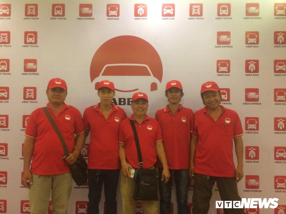 34706083_1144856595656638_5832441682456477696_n