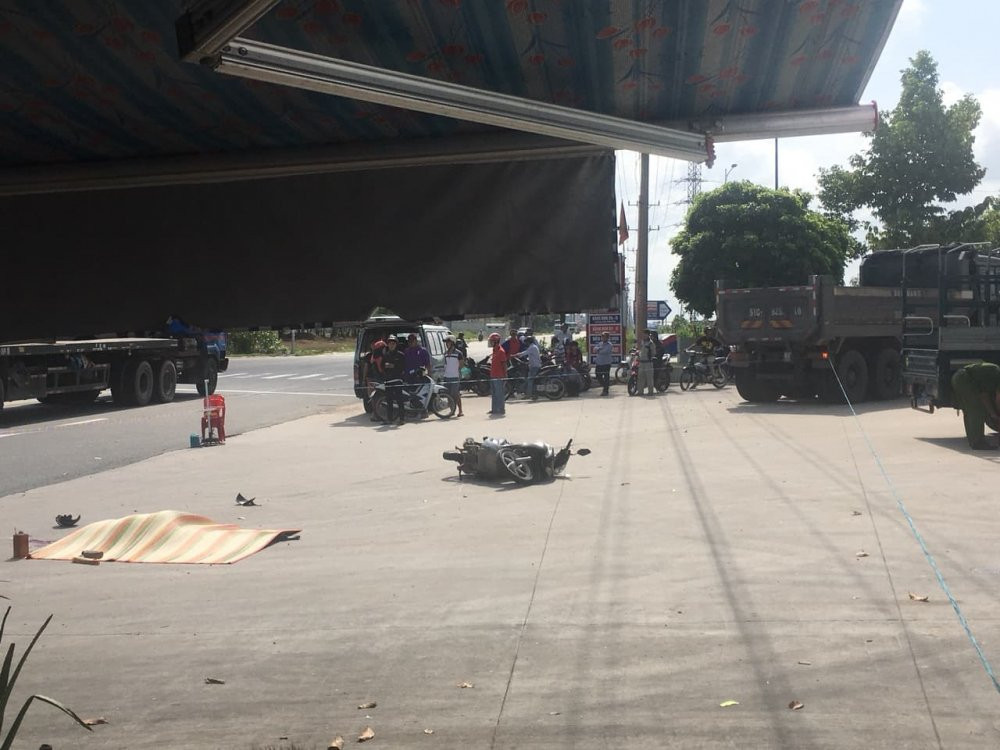 37753941_1329290333881633_6476171805982720000_n