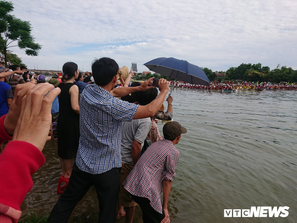 z1101395534872_915052abfd10622dfd8d8d39c32022f1 30