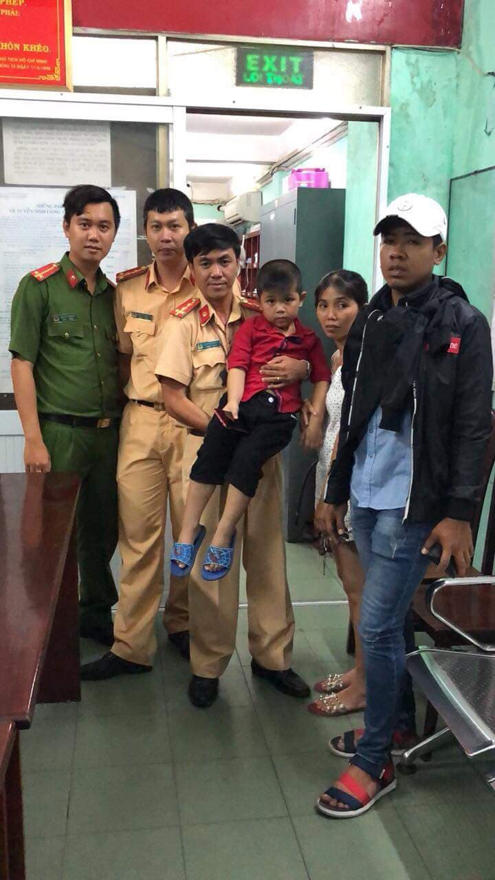 40594049_518958071850841_8602367263896502272_n