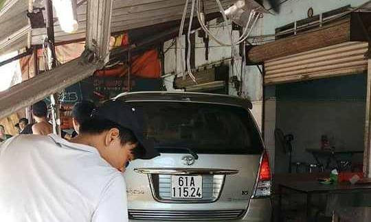 41314369_263878454260053_2283209837233831936_n