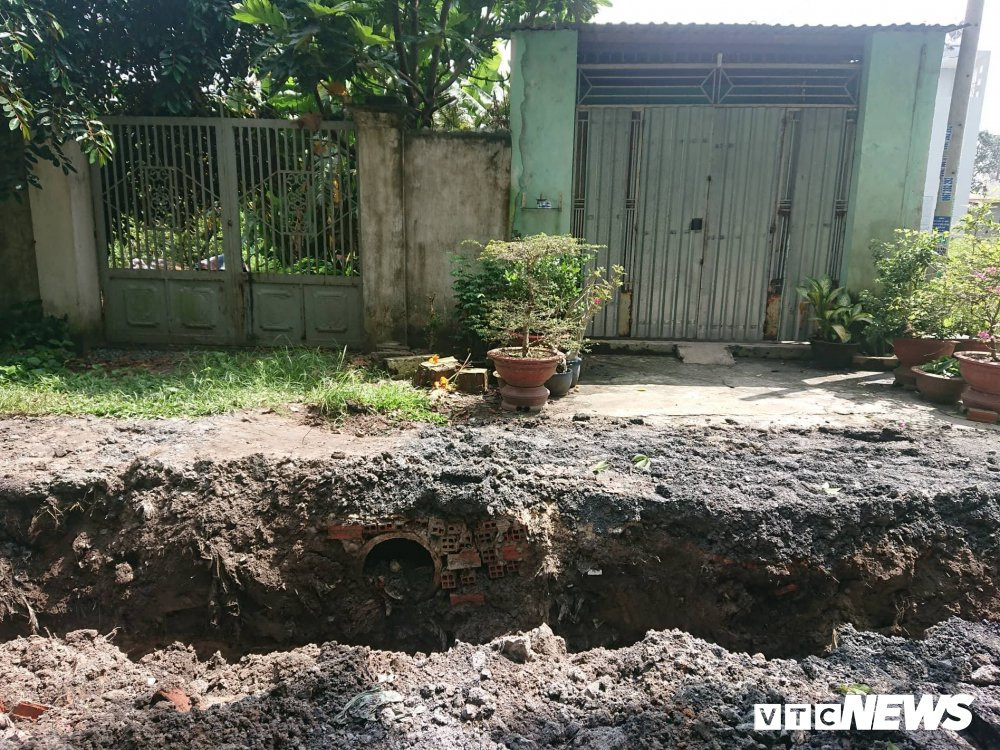 41719228_301926573925289_4584602199471947776_n 10