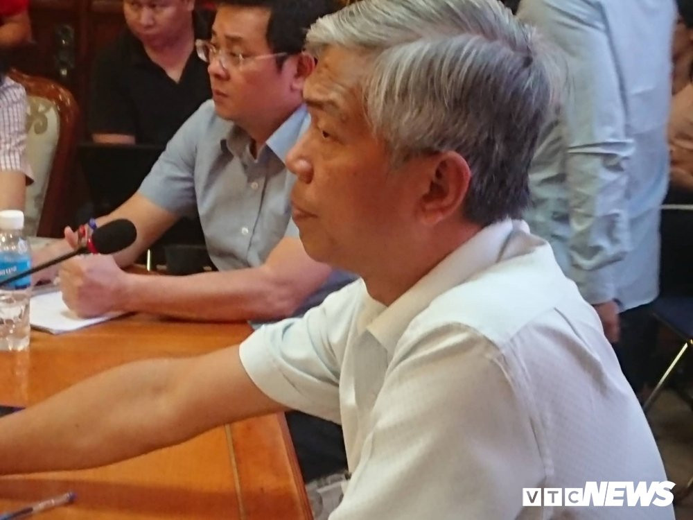 45104697_328180667735713_5329854947464839168_n