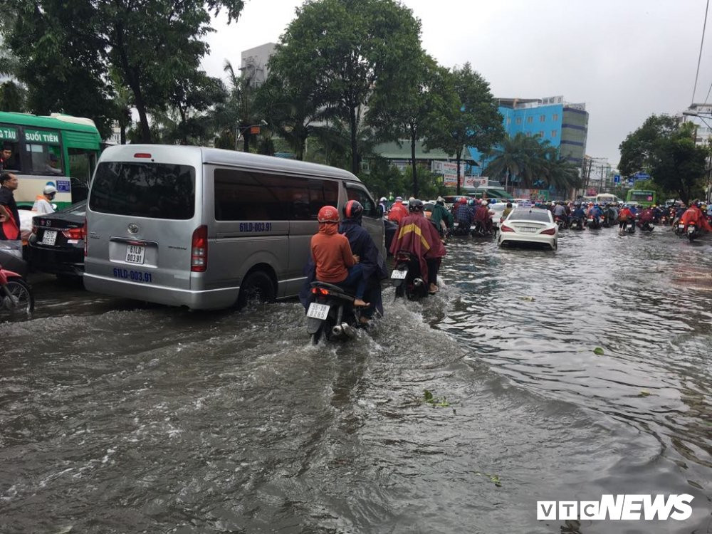 46847896_327251708056739_6213792361244262400_n