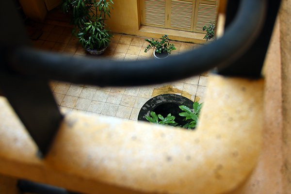 4c57c536-d35c-427e-a6f1-bdb5f297f028 13