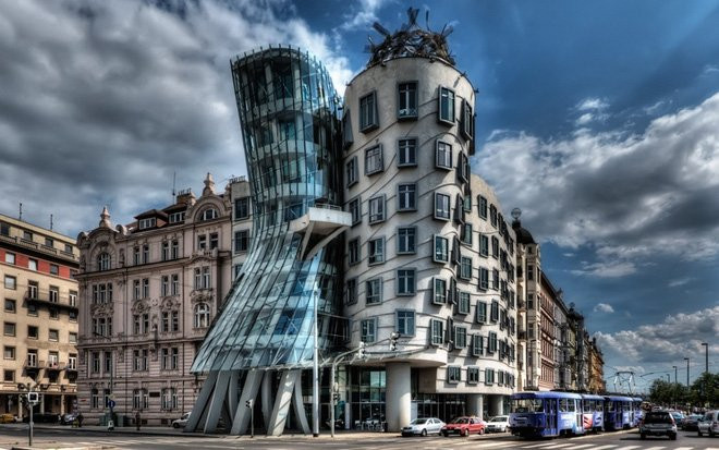 the dancing house