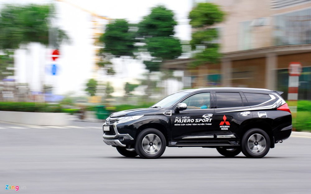 Pajero_Sport_2017_zing_10