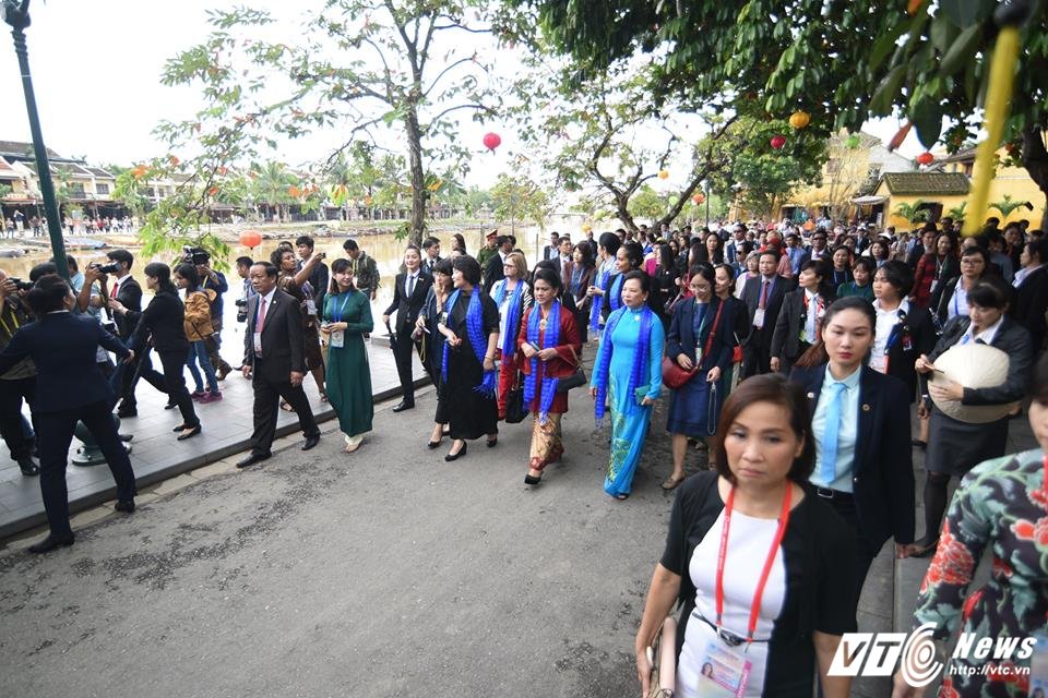 phu nhan chu tich nuoc nguyen thi hien 4