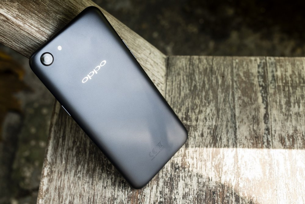 OPPO A83-21 7