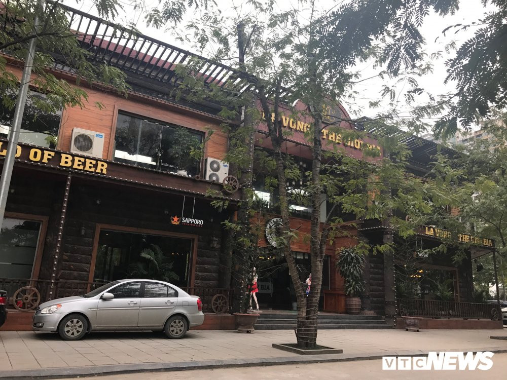 4DFFFB78-18F7-4398-A651-731489FBA09B