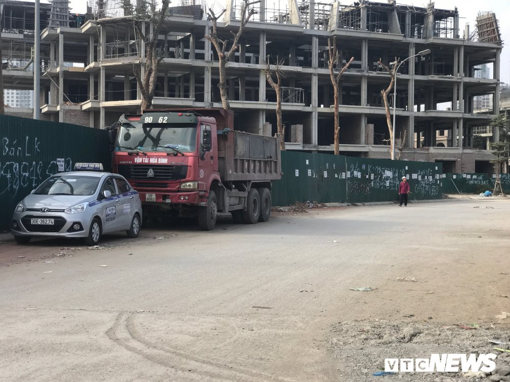 AAD01D6E-6E8B-43FC-8BF2-F0F4ED4A7252 16