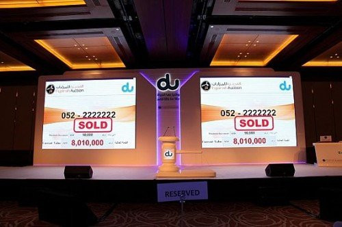 dai-gia-bo-60-ty-mua-so-dien-thoai-sieu-dep-1_hcgt