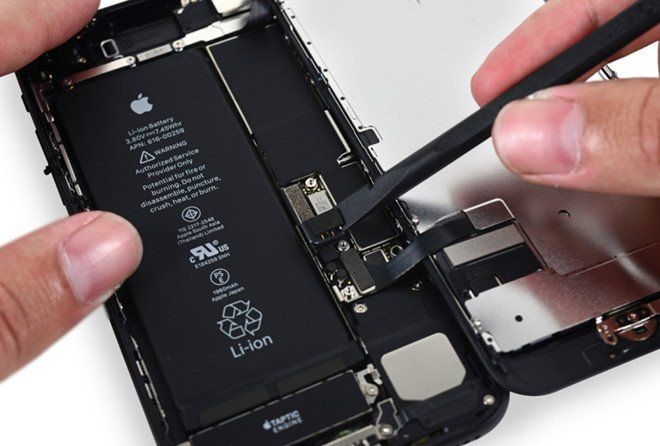 iphone7teardownbatterychipsifixit