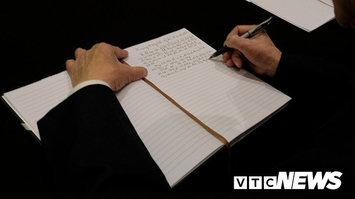 ptt vuong dinh hue1 4