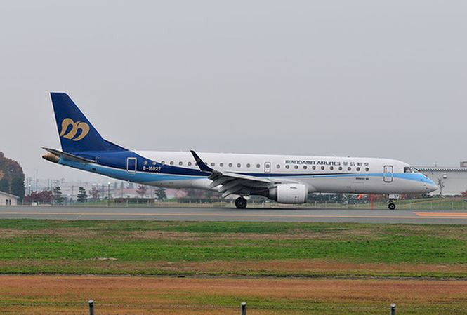 mandarinairlines_1522315995672834579140_GUJX