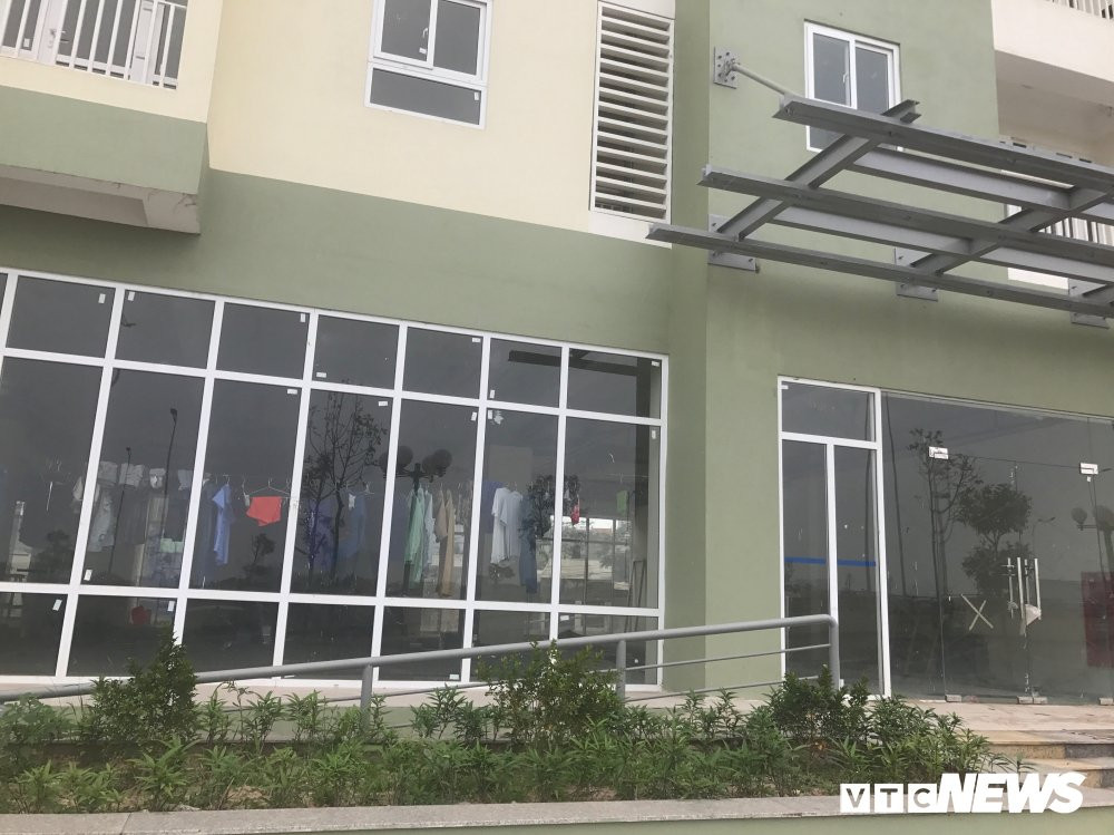 0F21E209-2472-44EB-95DB-475863139249 12