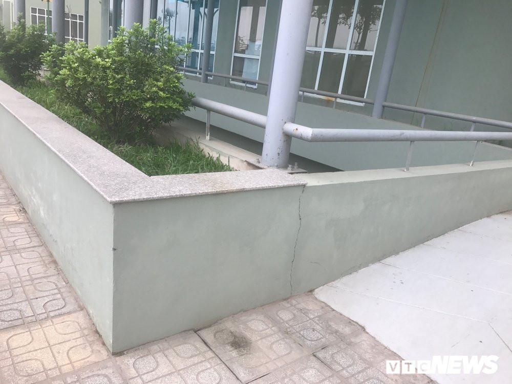 343CD3B3-E320-45AB-AD57-C120F3E6D803 6