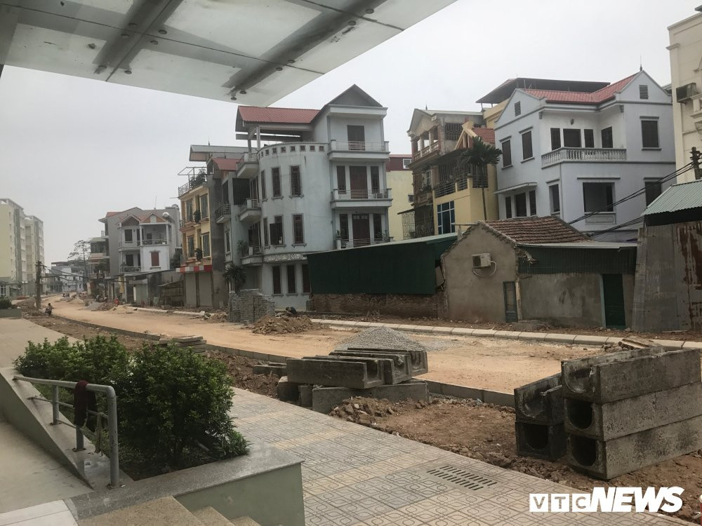 784C917B-84FC-4D26-A16F-5790CB2DA0F8 11