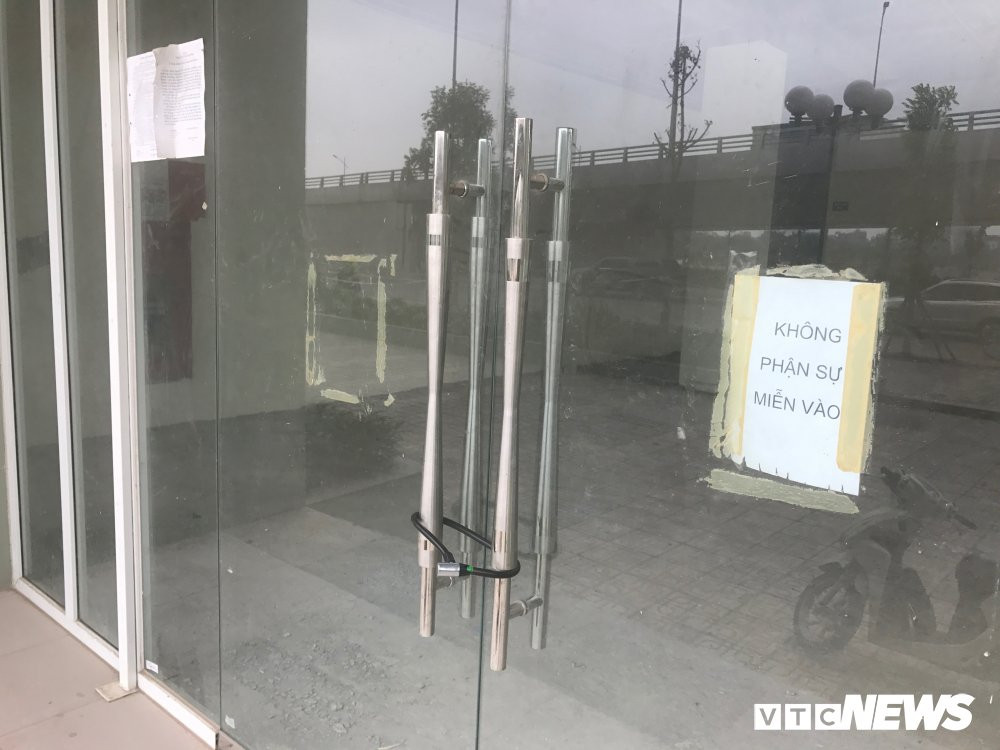 AEDC7079-C1FD-4E78-8949-711B7A1ECD49 3