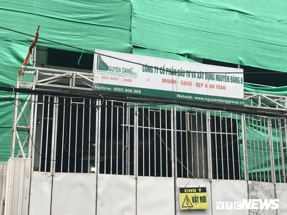 73281408-6BAD-449B-85ED-6E2A9E69E518 5