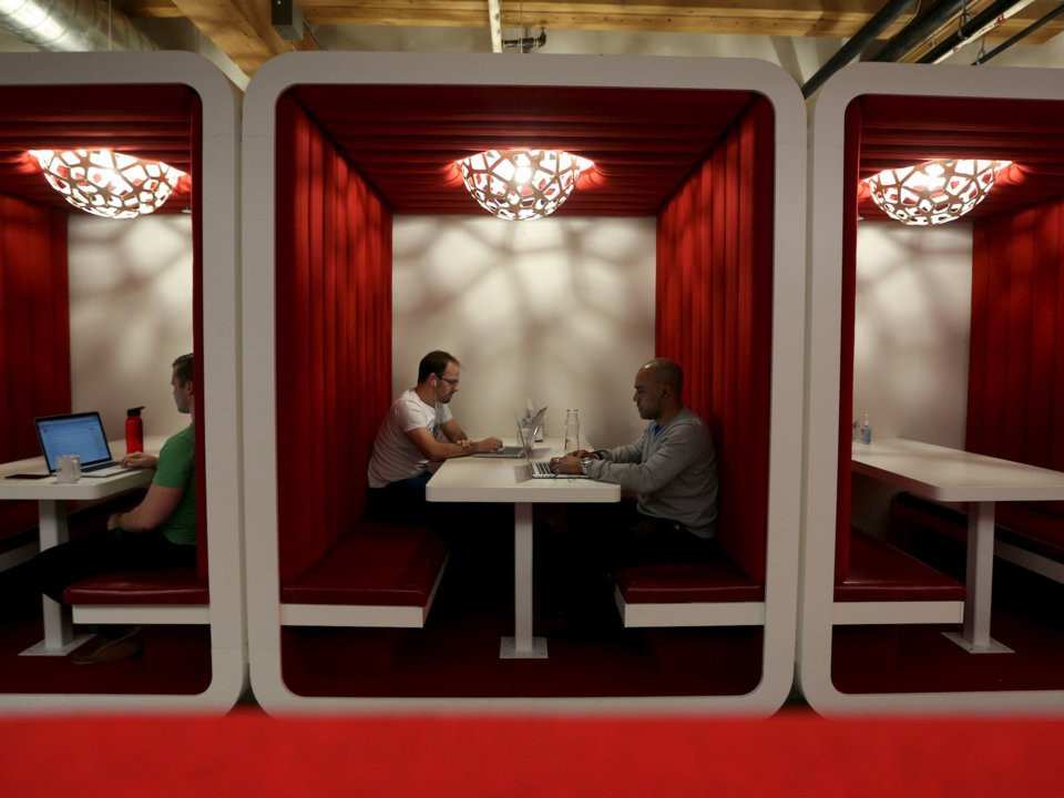 5b1043b81ae66244008b49de-960-720 12