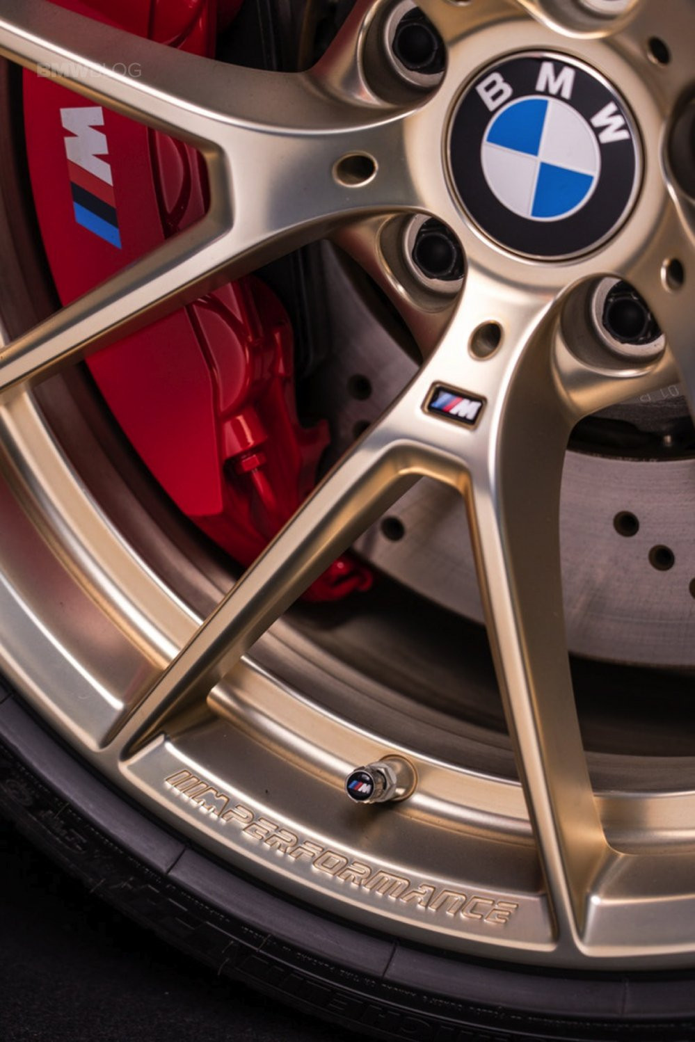 BMW-M2-Competition-Deutschland-Design-11 6