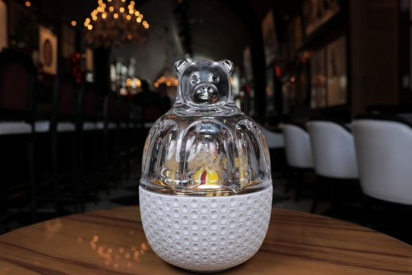 105321957-1531263796284baccarat_bear.600x400