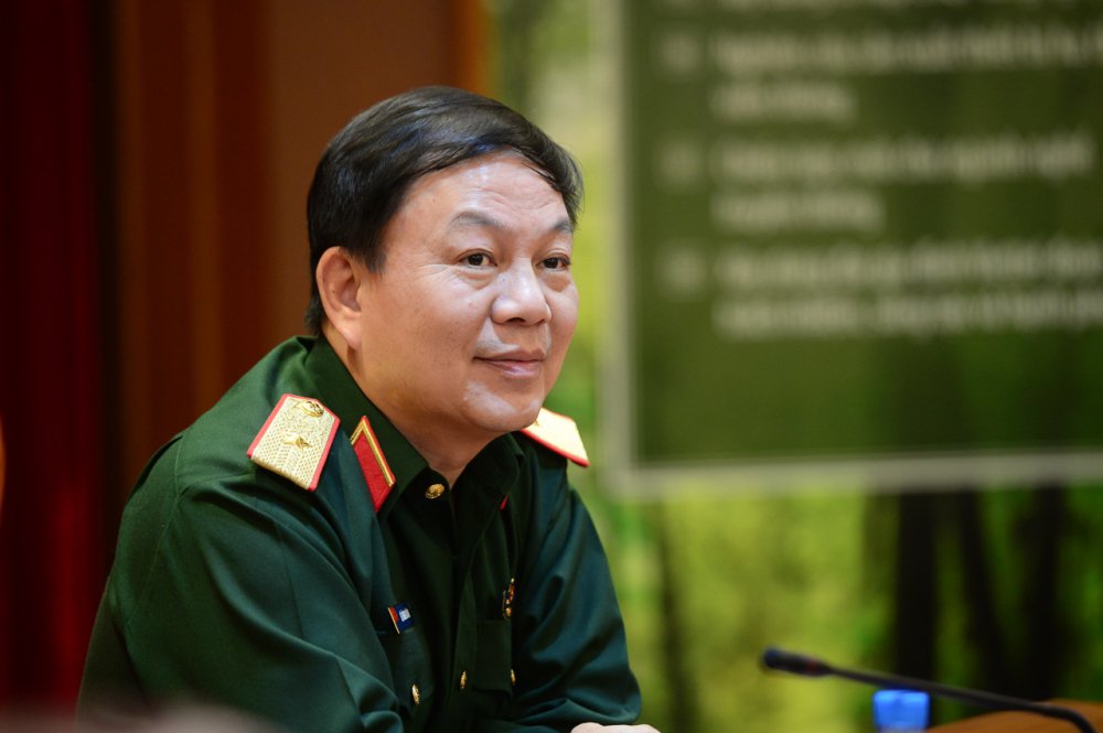 Thieu tuong Le Dang Dung 4