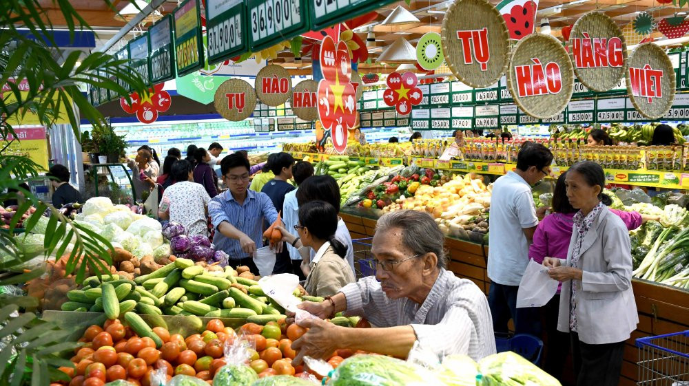 Giam gia nhieu mat hang trong thang Tu hao hang Viet 2018