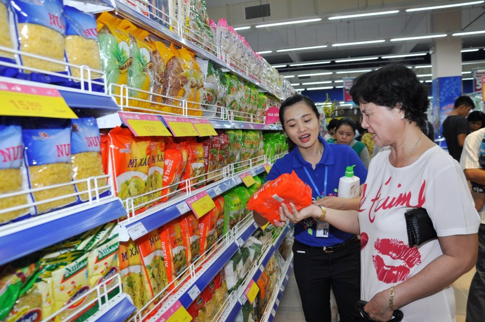 Sieu thi tang cuong nhieu chuong trinh khuyen mai, giam gia