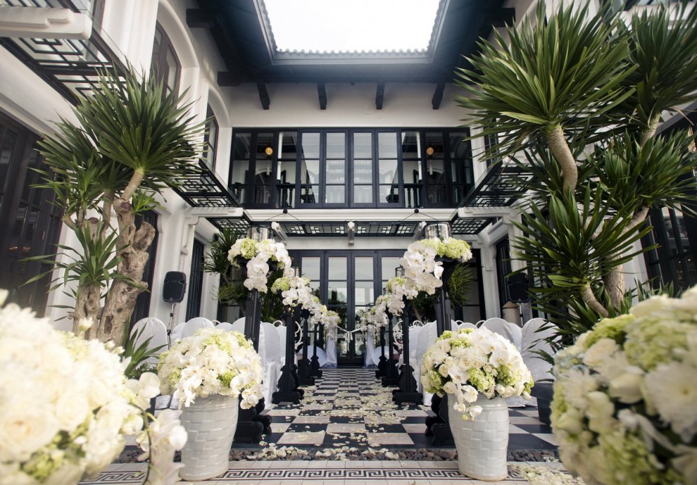 Weddings at La Maison 1888 Terrace 5