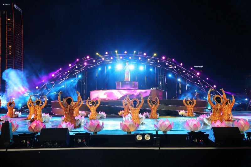 San khau phao hoa DIFF 2018 3