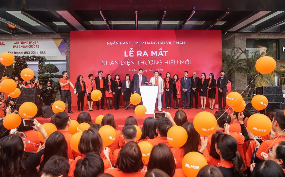 BLD MSB tien hanh nghi thuc ma mat thuong hieu moi