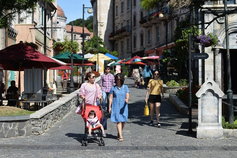 du khach tham quan 3