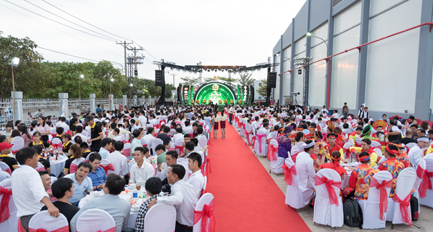 Nam Phuong Food: 15 nam thanh lap – 'Ket suc manh, noi thanh cong' hinh anh 2