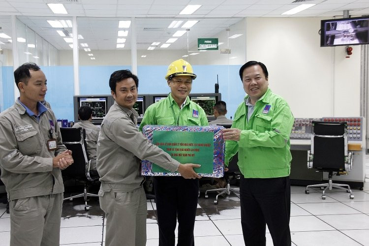 Chu tich 'sieu' uy ban: PVFCCo hoat dong hieu qua, chien luoc phat trien dung dan hinh anh 2