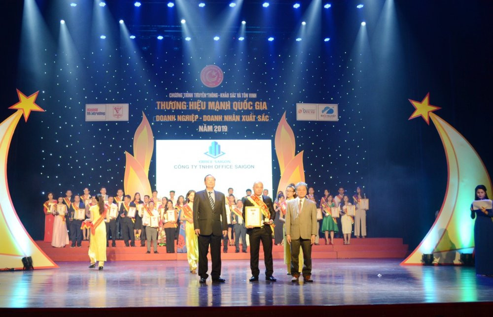 Office Saigon vinh du lot 'Top 10 thuong hieu manh quoc gia nam 2019' hinh anh 2