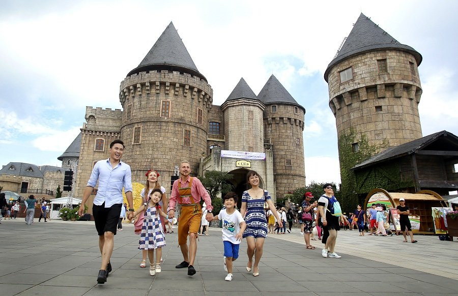 lang phap - bana hills 3