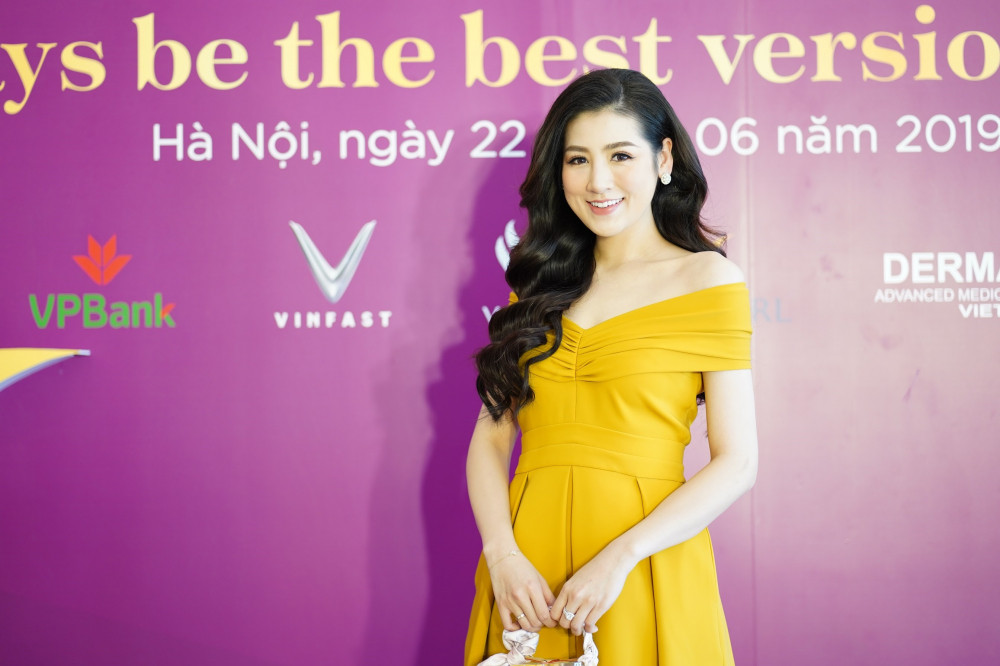 A hau Duong Tu Anh 1