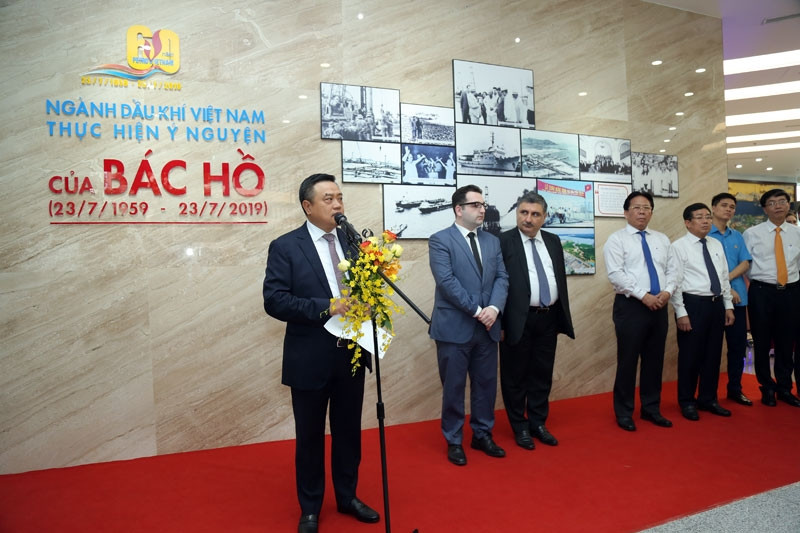 Trien lam anh_Phat bieu 5