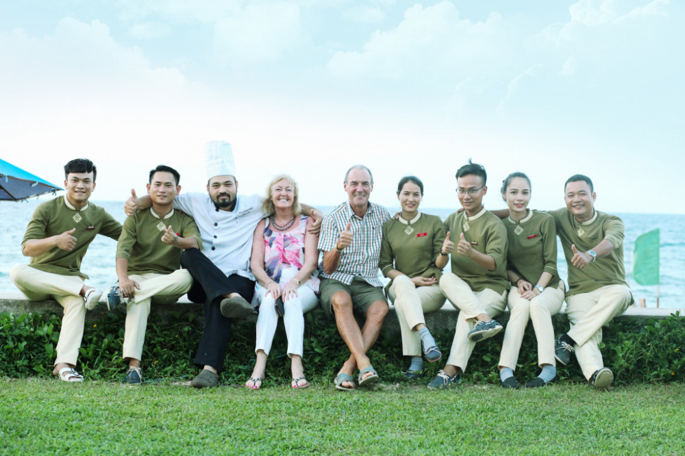 Kinh nghiem to chuc du lich danh cho nguoi lon tuoi hinh anh 11