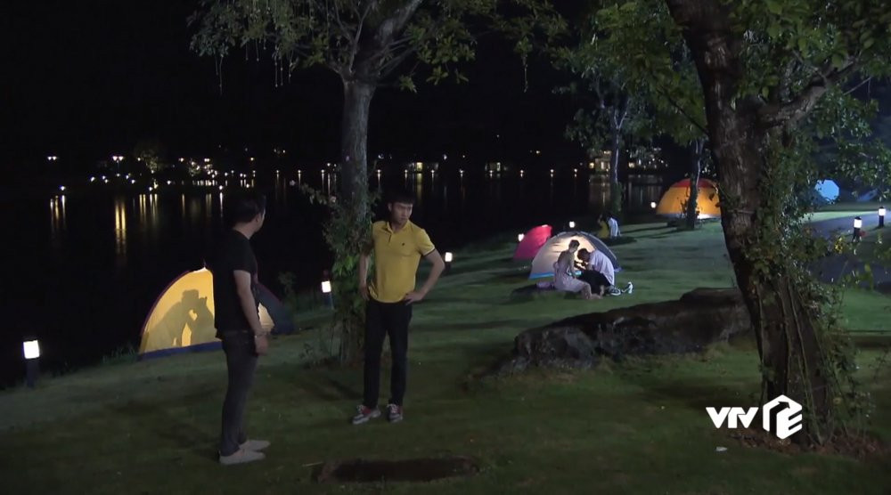 Gioi tre truy tim 'Bai sao' sieu lang man trong ngoai truyen Ve nha di con hinh anh 1