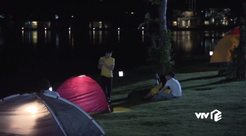 Gioi tre truy tim 'Bai sao' sieu lang man trong ngoai truyen Ve nha di con hinh anh 2