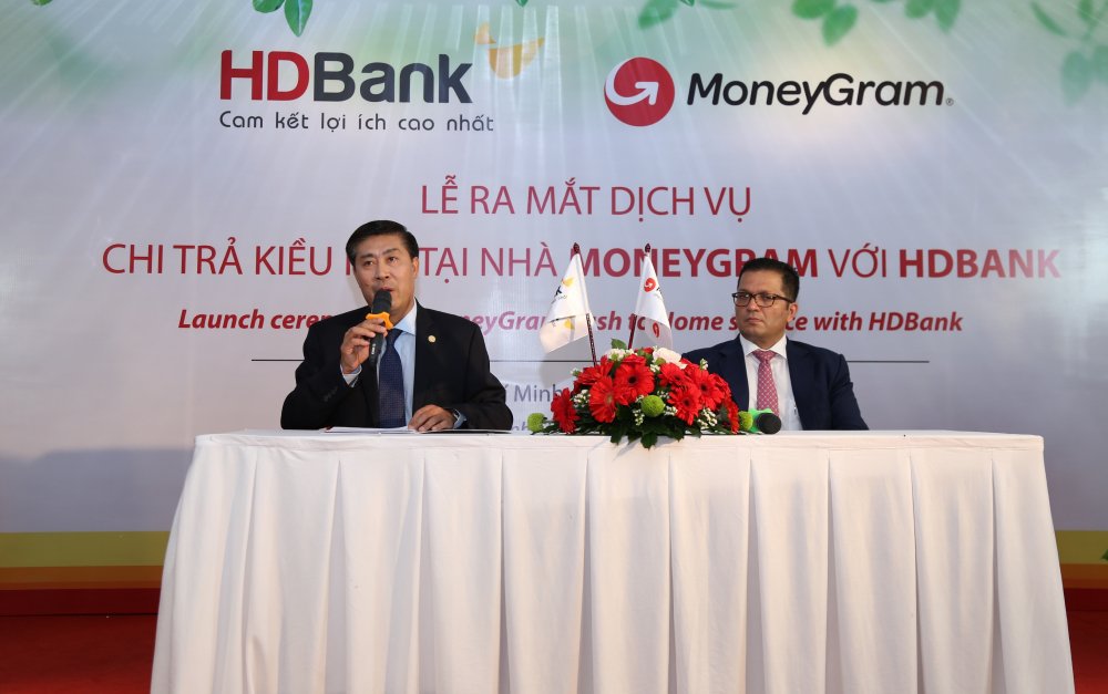 HDBank va MoneyGram ky ket hop tac chi tra kieu hoi tai nha hinh anh 3